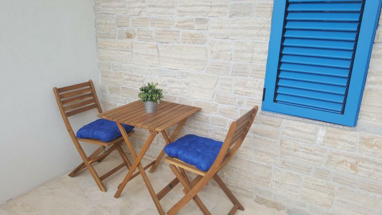Vila Sentio Mare-Apartments Livaic Zeljko Pirovac Eksteriør billede